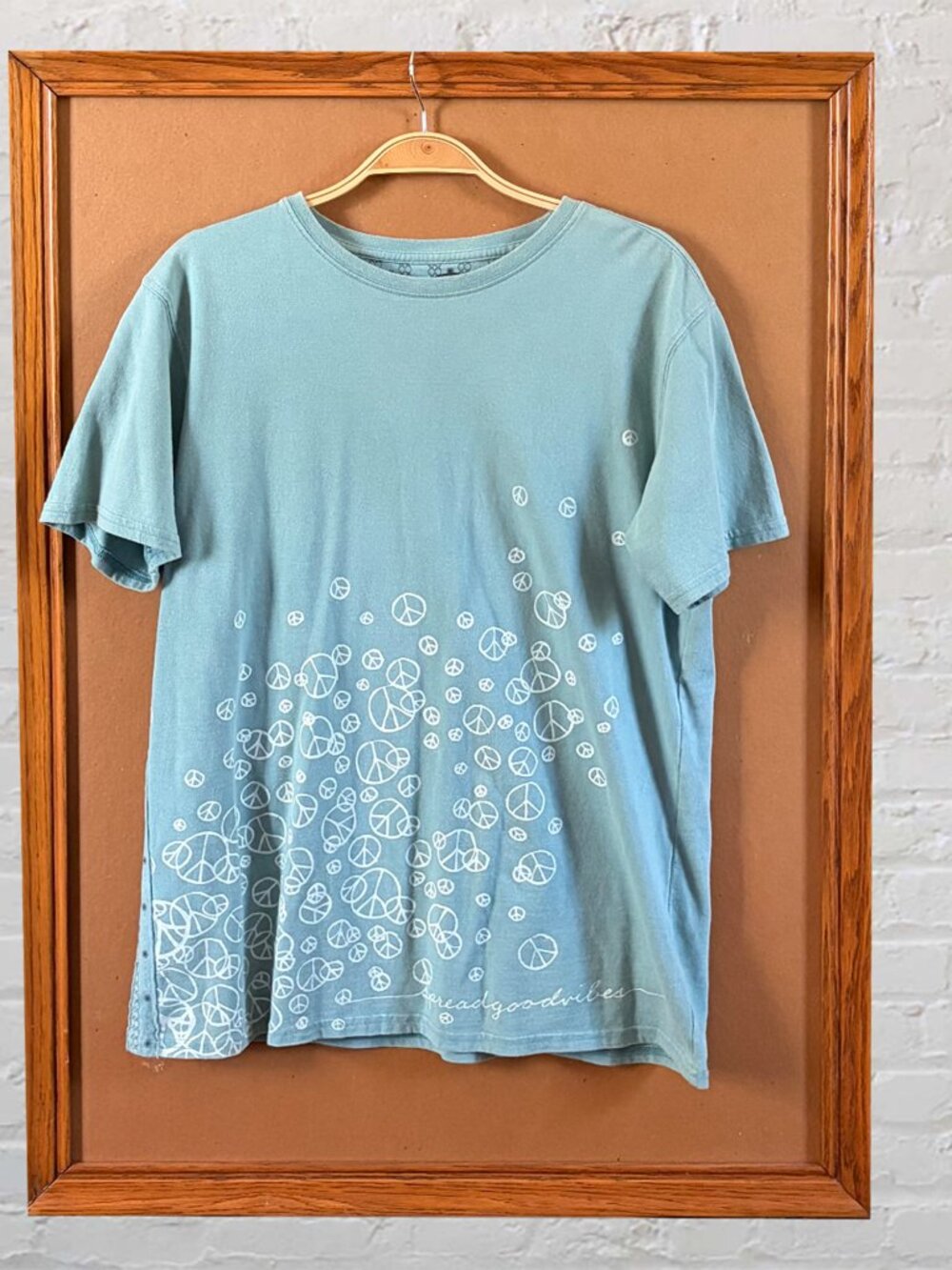 Good Vibes Life is Good tee shirt Ladies Size M